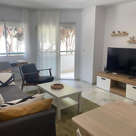 ¡Nuevo! Zona Tranquila Cerca De La Playa De La Carihuela Lejlighed Torremolinos Eksteriør billede