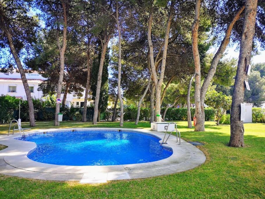 ¡Nuevo! Zona Tranquila Cerca De La Playa De La Carihuela Lejlighed Torremolinos Eksteriør billede